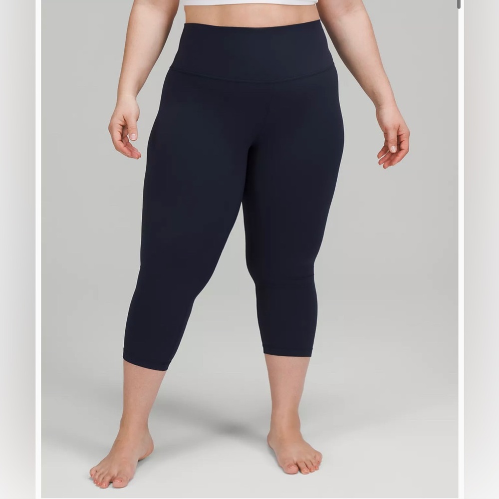 Lululemon align high-rise crop 21” True navy size 2